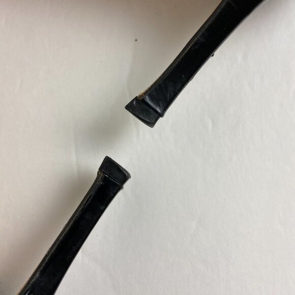 Manolo Blahnik Black Patent Leather Pointed Pump Heels Sz EU 42 - Picture 9 of 16